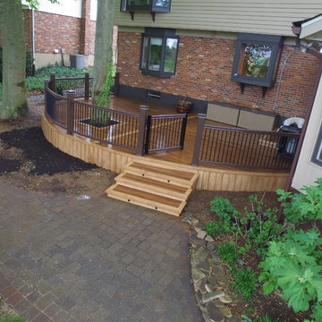 Curved Deck-Composite Rails with Lights