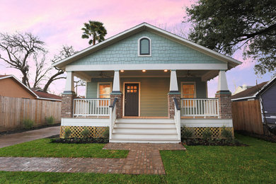 Arts and crafts exterior home photo in Houston