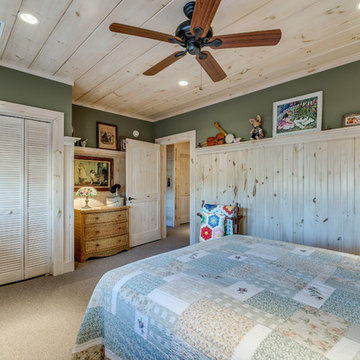 High End Rustic Home with Room for Horses in Murphy, North Carolina