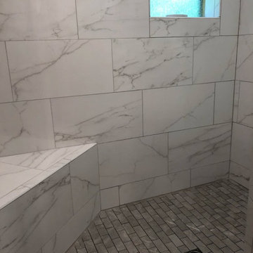 Traditional Black & White Master Bathroom