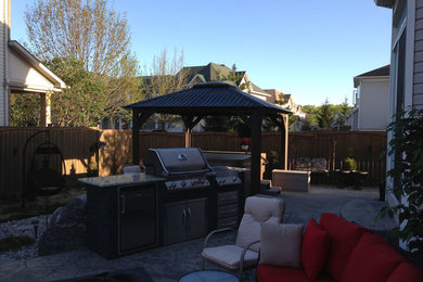 Patio photo in Ottawa