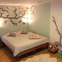 Girl's Room