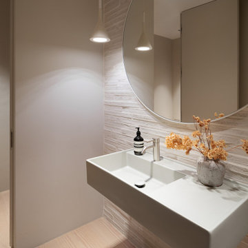 Facet House Cloakroom