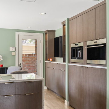 West Highland Park Revival: Blending Contemporary Charm with MidCentury
