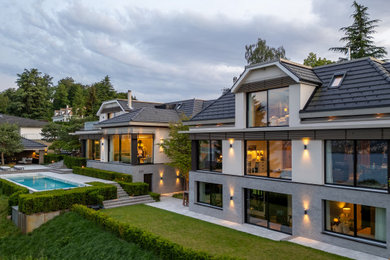 Exterior home idea in Other