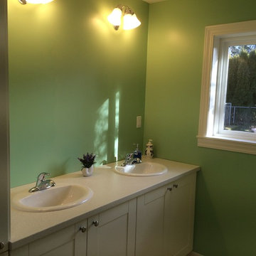 Contemporary Bathroom
