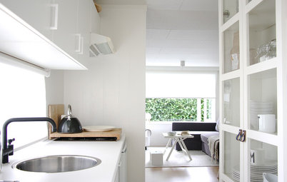 My Houzz: White Interiors Brighten a Dutch Cottage