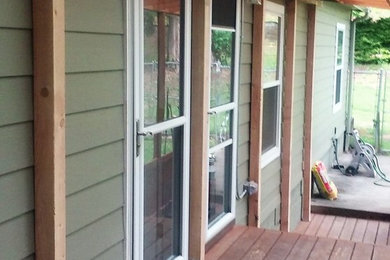 Inspiration for a craftsman entryway remodel in Portland