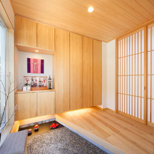 他の地域の和風のおしゃれな玄関の写真