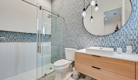 New This Week: 4 Beautiful Bathrooms With a Curbless Shower