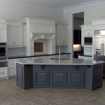 Gourmet Kitchen with Butler Pantry & Writing Desk