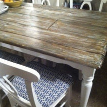 Dining table finish