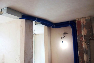 Монтаж системы вентиляции в двухуровневой квартире ЖК «Дом на Ждановке»