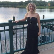 Emilee Custers foto