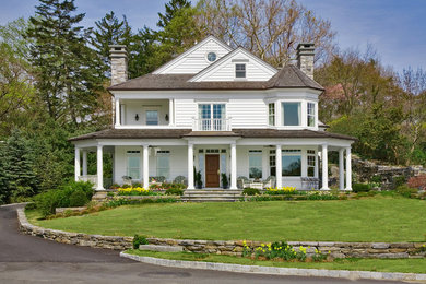 Traditional two-story exterior home idea in New York