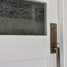 Doors and handles
