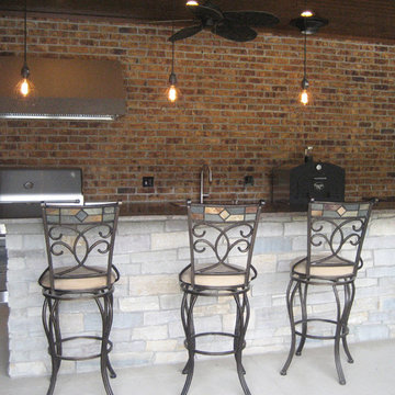 High Point Outdoor Kitchen (Designer: Jerilyn Horn)