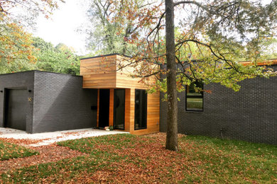 Exterior home idea in Other