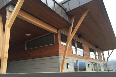 1960s exterior home photo in Seattle
