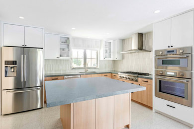 Example of a trendy kitchen design in Tampa