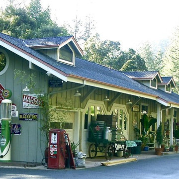 TRAIN DEPOT STYLE GUEST HOUSE IN SANTA CRUZ MOUNTAINS
