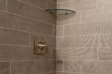 Bathroom - bathroom idea in Chicago