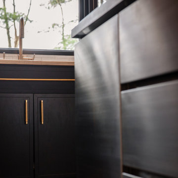 Custom Contemporary Kitchen Remodel