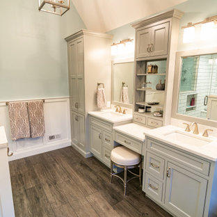 Master Bathroom (48)