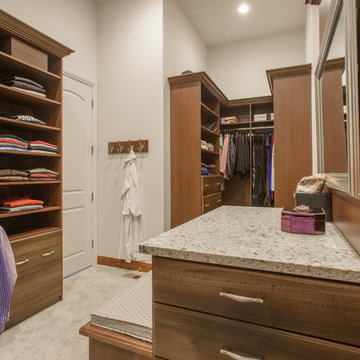 Luxury Wood Closet Organizers