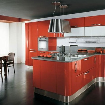 Modern Italian Custom Made Kitchens by LUBE