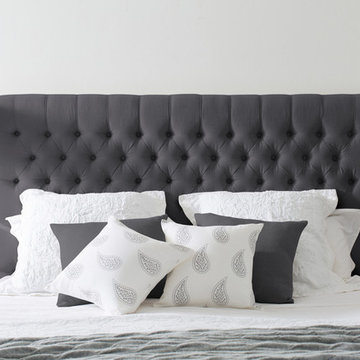 Charcoal Buttoned Linen Bedhead