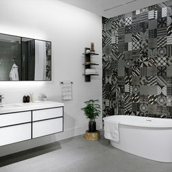 Frame Linea Collection - Bathroom Vanities And Sink Consoles