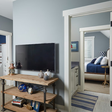 Lakefront Living VI