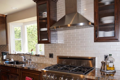 Inspiration for a contemporary kitchen remodel in Orange County
