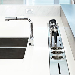 Stoneham Road - Knife Storage