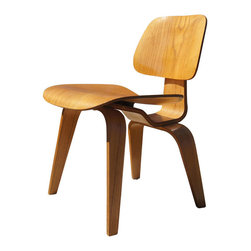 Vintage Oak DCW Dining Chair by Eames for Herman Miller - Dining Chairs
