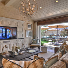 kitchen/sitting area combo
