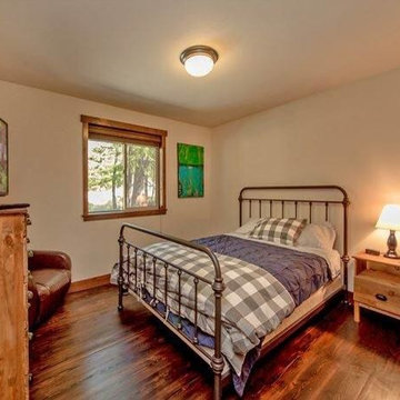 Gallery 2239 Sq ft