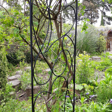 Rose Arch side detail