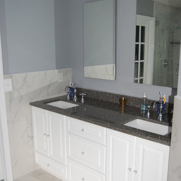 Aucello bathroom