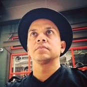 Mike Vera's photo