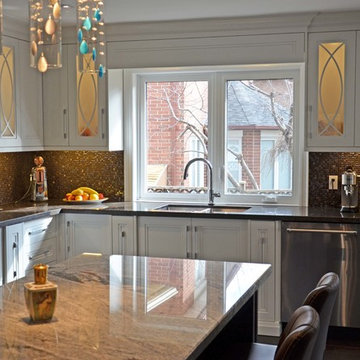 Two-tone Transitional Kitchen