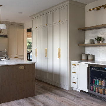 Timeless Chic: Elegant Neutral Kitchen