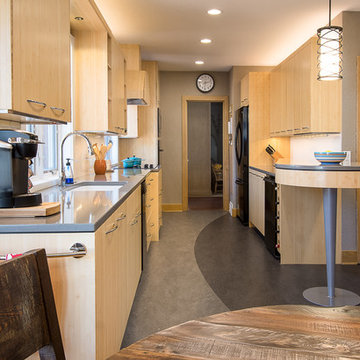 "The Curve" Midcentury Kitchen in Waveland Park Neighborhood