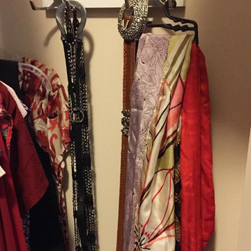 White Walk-In with Bridge Shelving