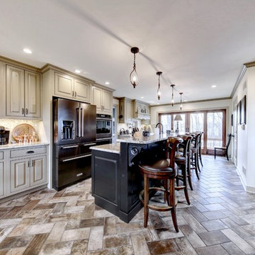 Landis Cus. Cab. & Woodworking - PEAK Achievement Awards - Best Kitchcen 100+