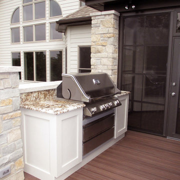 Outdoor Kitchens, Grills, and Refrigerators