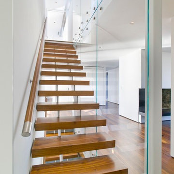 Frameless Glass Walls & Partitions