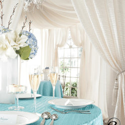 Softline Home Fashions - Softline Home Fashions - Tablecloths