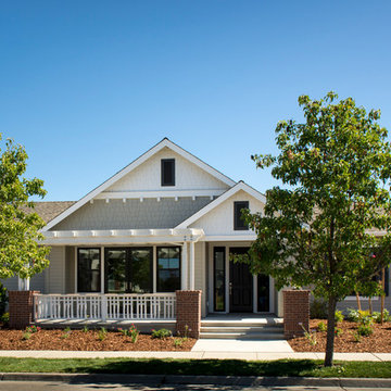 Contemporary Home Combined with Comfortable Elegance